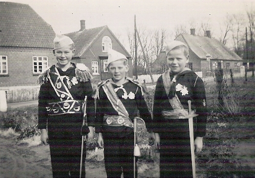 Fil:Fastelavnssoldater 1945.JPG
