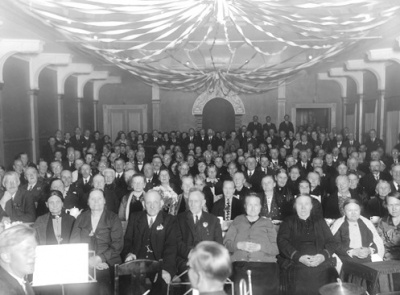 Underholdning i Forsamlingsbygningen i 1935.